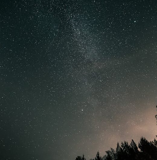 Плюсы и минусы проекторов с динамиком